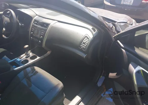 2014 Nissan Altima 2.5 S z USA, uszkodzony, nr VIN 1N4AL3AP7EC138526